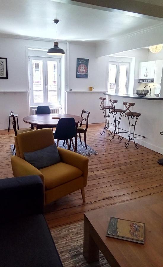 Les Appartements Du 31 - Centre Ville - 1Er Etage - 56 M2 Quimper Dış mekan fotoğraf